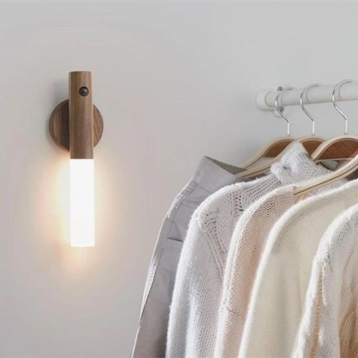 1+1 Gratis | Tragbares LED-Nachtlicht mit Bewegungssensor