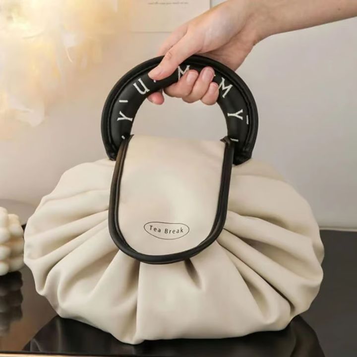 Kompakte Make-up-Tasche mit Kordelzug – Elegante Aufbewahrung für Reisen und Alltag