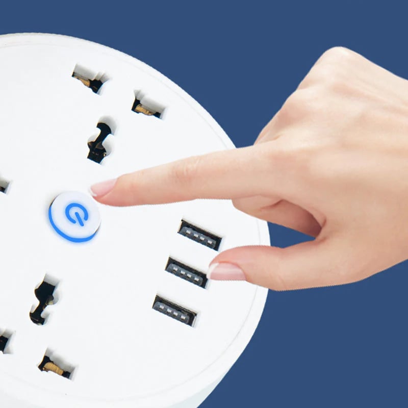 Universelle Steckdosenleiste mit einziehbarem Kabel & USB-Ports
