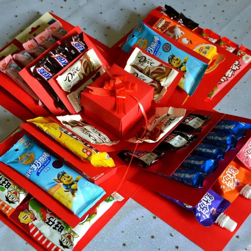 Personalisierte Explosionsbox (+ 8 Kostenlose Schmetterlinge) – Ein Schatz voller Erinnerungen