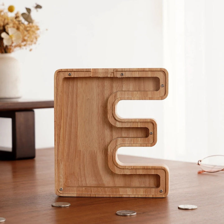 Buchstaben Holz-Spardose – Personalisierbare Geldbox