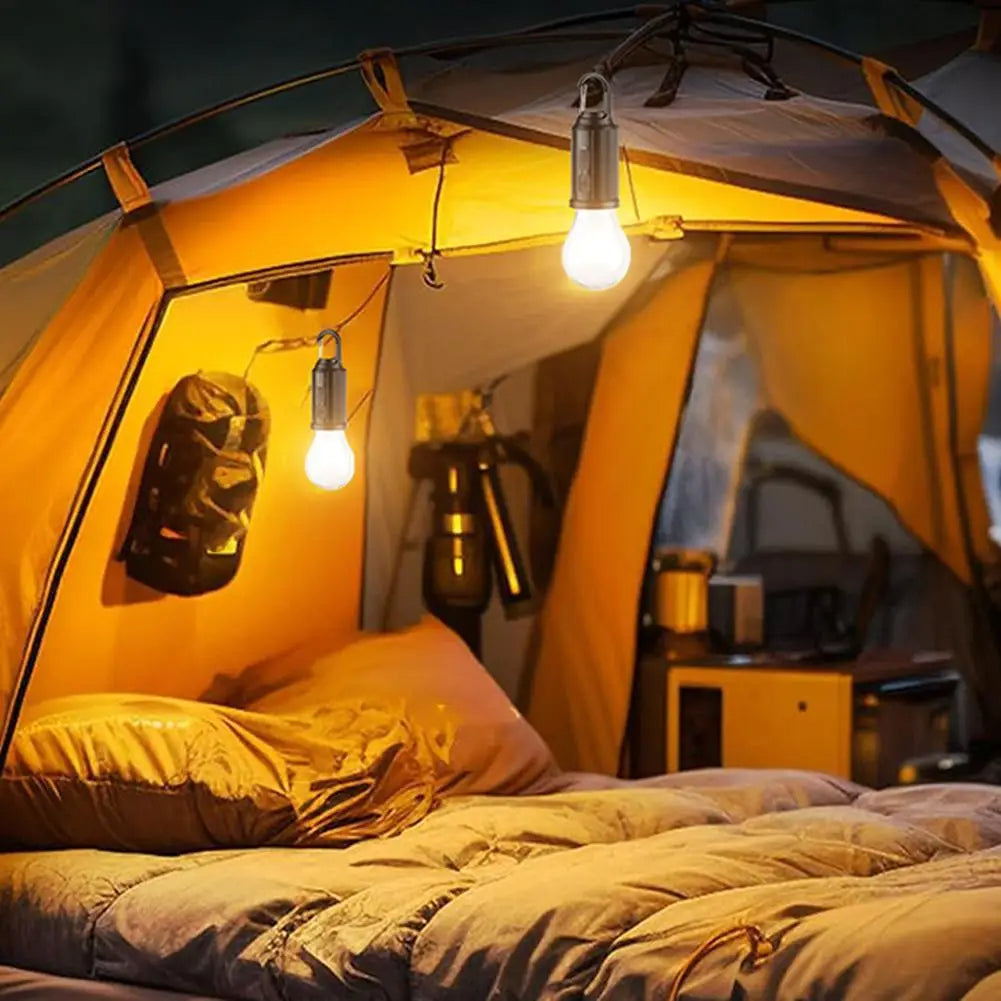 1+1 Gratis | Solar-Campinglampe – USB Wiederaufladbar mit Haken, Wasserdicht & Kompakt