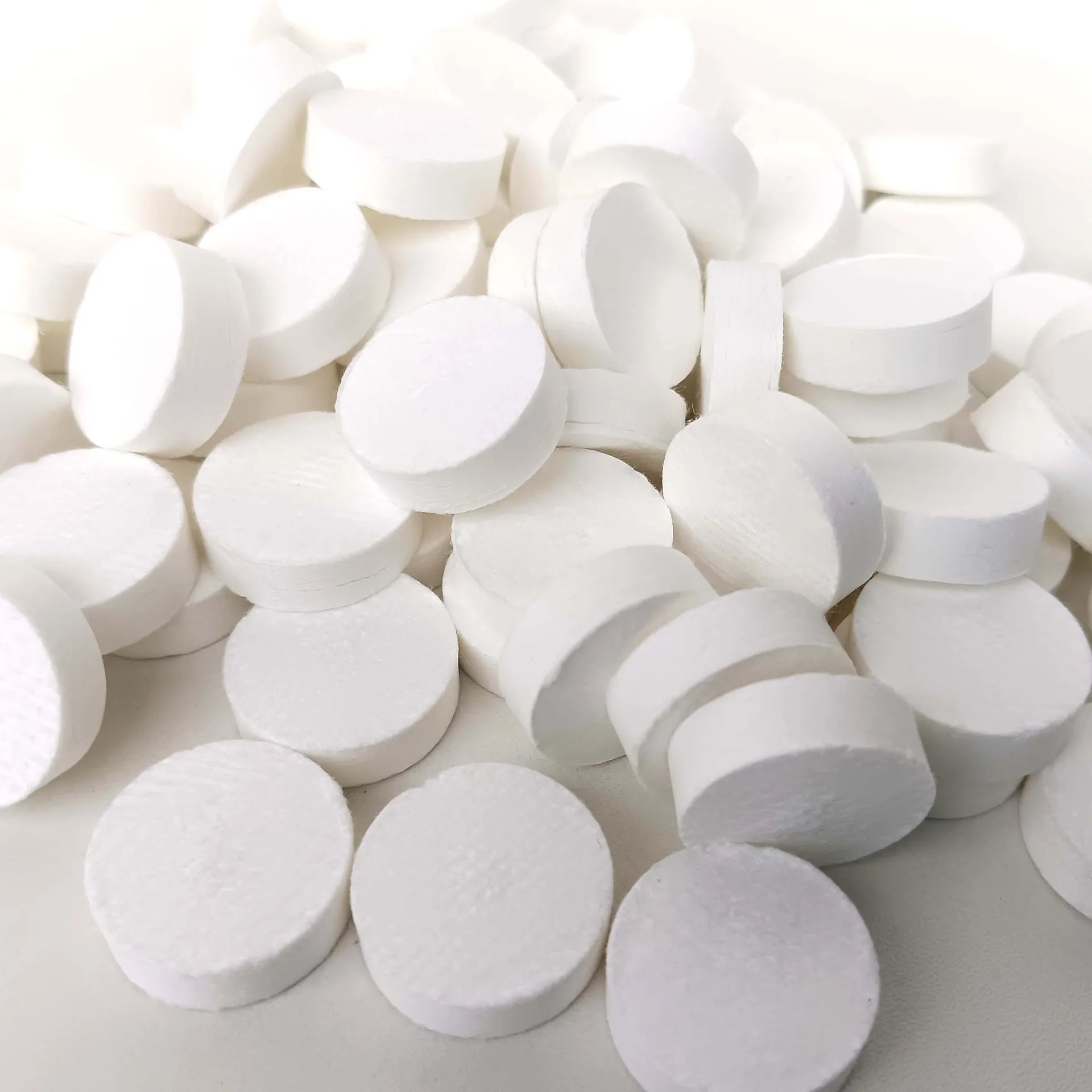 100 Stück Kompakttücher aus Baumwolle – Hygienisch und Praktisch für Unterwegs