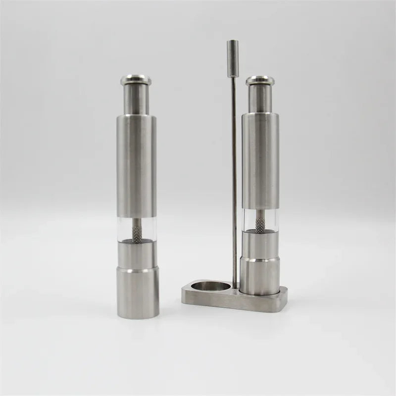 Salz- und Pfeffermühlen Set – Mit Daumendruck für müheloses Mahlen