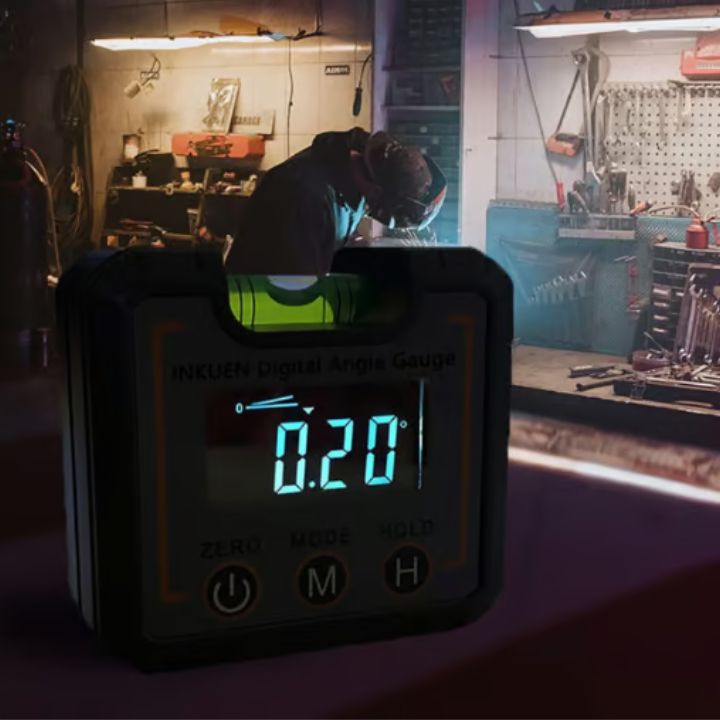 Digitaler Winkelmesser 0-360° – Präzise & mit Magnetfuß