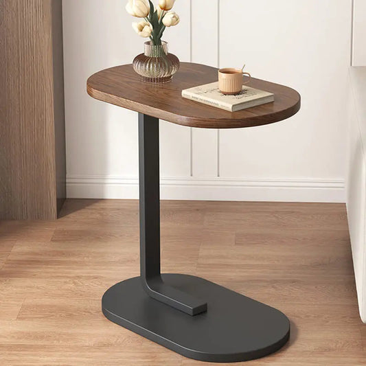 Moderner minimalistischer Beistelltisch