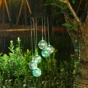 Solarbetriebene LED-Windspiel