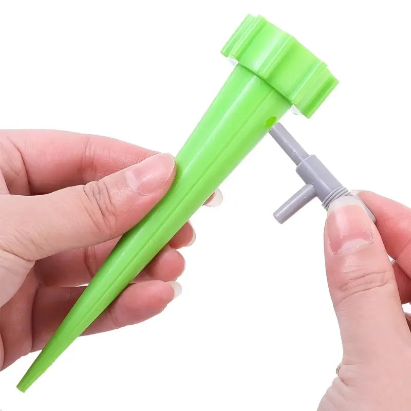 Selbstregulierendes Bewässerungs-Set für Topfpflanzen