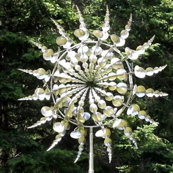 Magische Metall-Windskulptur – Faszinierende Gartendekoration
